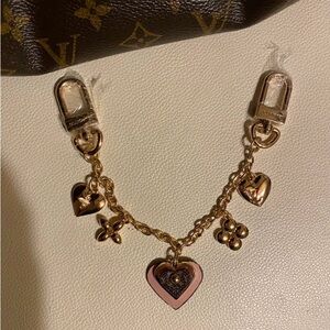 Louis Vuitton Gold Heart Flower Logo Charms Bag Keychain Holder